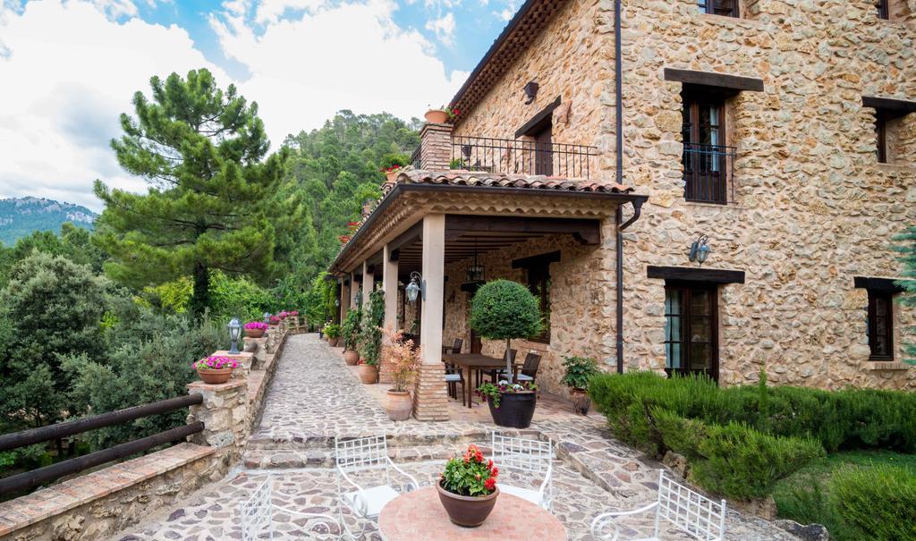 Hotel De Montana Cueva Ahumada Villaverde De Guadalimar Exterior foto